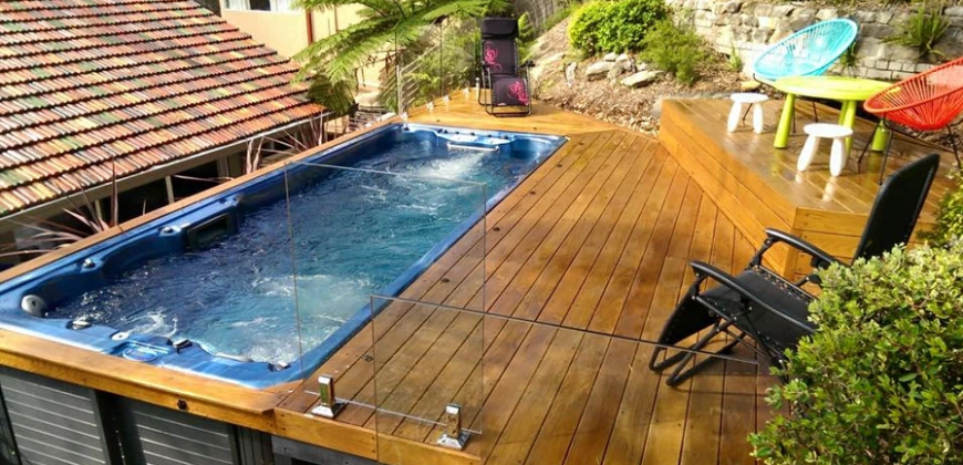 Profitable Outdoor Spa Retail Sales Store. Best in Class!