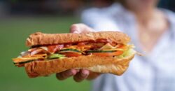 Popular Sub Sandwich Store With Excellent Work Life Balance. Work 5 Days only. Run under management.