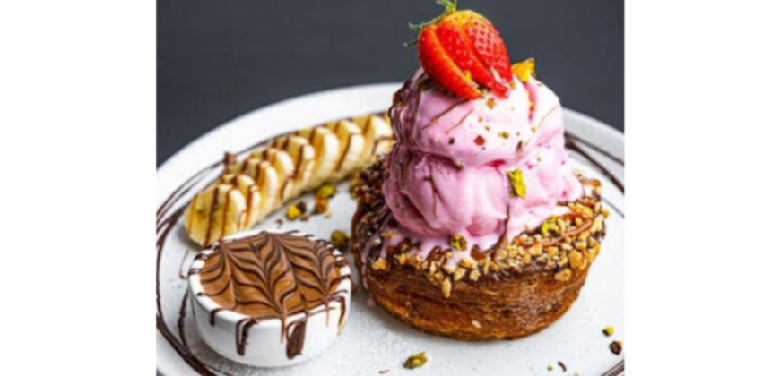 Under Management Gelato & Dessert Bar Franchise on Busy Burwood Road