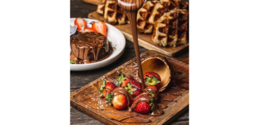 Under Management Gelato & Dessert Bar Franchise on Busy Burwood Road